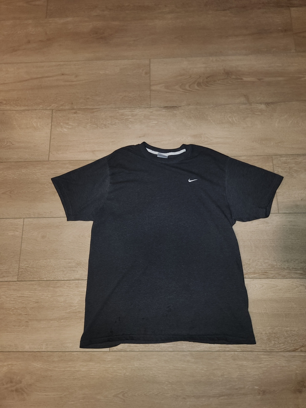 Vintage Y2K 2000s Nike Embroidered Swoosh Grey T-shirt Mens Size Large Stained